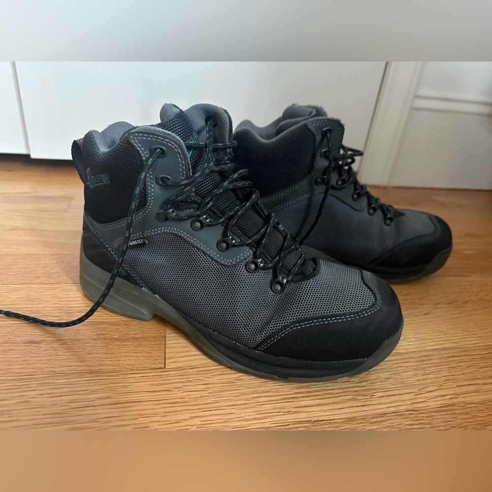 Danner steel-toe hiking boots Womens 10